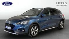 Blå (blue) Begagnad 2022 Ford Focus Active Halvkombi | 199 900 kr (Marknadspris)