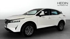 Svart Begagnad 2022 Nissan Qashqai Acenta SUV | 239 900 kr (Marknadspris)