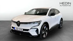 Vit (white) Begagnad 2022 Renault Mégane Equilibre Halvkombi | 234 900 kr (Marknadspris)