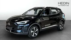 Svart Begagnad 2023 MG ZS Comfort Sedan | 327 490 kr (Marknadspris)