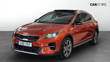 Begagnad Kia XCeed Advance 141 HK (103 kW) 2022 Orange SUV