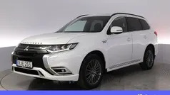 Vit Begagnad 2018 Mitsubishi Outlander P-HEV Edition SUV | 238 900 kr (Marknadspris)