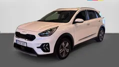 Aurora black pearl Begagnad 2020 Kia Niro Advance SUV | 279 700 kr (Dyr)