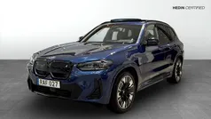 Blå (blue) Begagnad 2023 BMW iX3 M Sport SUV | 484 900 kr (Marknadspris)