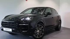 Svart (black) Begagnad 2023 Porsche Cayenne SUV | 1 175 000 kr (Superpris)