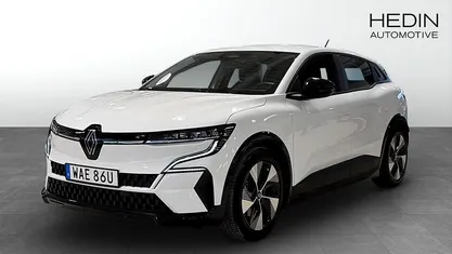 Begagnad Renault Megane E-Tech Equilibre 96 kW (131 HK) 2022 Vit Halvkombi