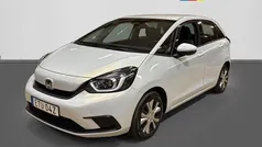 Premium sunlight white metallic Begagnad 2023 Honda Jazz Elegance Halvkombi | 219 500 kr (Marknadspris)