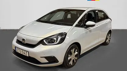 Premium sunlight white metallic Begagnad 2023 Honda Jazz Elegance Halvkombi | 219 500 kr (Marknadspris)