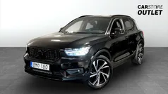 Svart Begagnad 2018 Volvo XC40 R-Design SUV | 249 900 kr (Marknadspris)