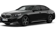 Ny 2025 BMW 530e Comfort Edition Sedan | 767 800 kr (Marknadspris)