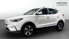 Vit (white) Begagnad 2022 MG ZS Comfort Sedan | 229 900 kr (Marknadspris)