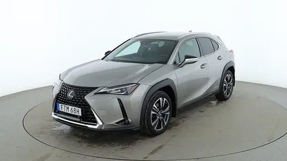 Begagnad 2019 Lexus UX 250h SUV | 226 000 kr (Marknadspris)