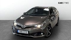 Grå Begagnad 2017 Toyota Auris Touring Sports Comfort Kombi | 139 900 kr (Bra pris)
