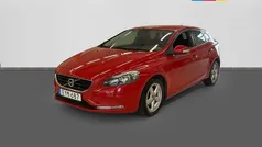 Röd Begagnad 2015 Volvo V40 Kinetic Kombi | 109 900 kr (Marknadspris)