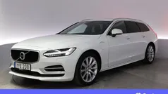 Begagnad 2019 Volvo V90 Momentum Kombi | 304 900 kr