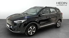 Svart (black) Begagnad 2021 MG ZS Luxury Sedan | 249 900 kr (Superpris)