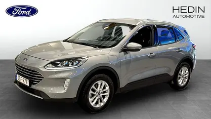 Begagnad 2023 Ford Kuga Titanium SUV | 249 900 kr (Marknadspris)