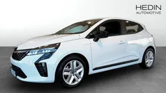 Vit (white) Begagnad 2024 Renault Clio V Evolution Halvkombi | 234 900 kr (Marknadspris)