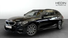 Svart (black) Begagnad 2022 BMW 330e M Sport Kombi | 348 700 kr (Marknadspris)