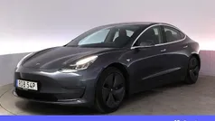 Grå Begagnad 2019 Tesla Model 3 Standard Range Plus Sedan | 244 900 kr (Marknadspris)