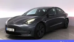 Grå Begagnad 2022 Tesla Model 3 Long Range Sedan | 356 900 kr (Marknadspris)