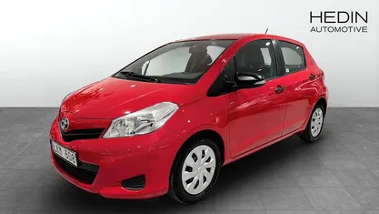Begagnad Toyota Yaris 99 HK (72 kW) 2012 Halvkombi