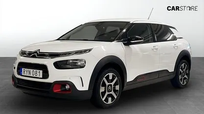 Vit Begagnad 2018 Citroën C4 Cactus PureTech Halvkombi | 124 900 kr (Marknadspris)