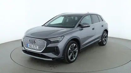 Grå Begagnad 2023 Audi Q4 e-tron SUV | 370 000 kr (Bra pris)