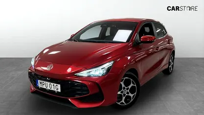 Röd Begagnad 2024 MG MG3 Halvkombi | 179 900 kr (Marknadspris)