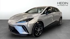 Begagnad 2023 MG MG4 EV Luxury Halvkombi | 334 900 kr (Bra pris)