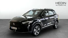 Svart (black) Begagnad 2022 MG ZS Luxury Sedan | 244 900 kr (Bra pris)