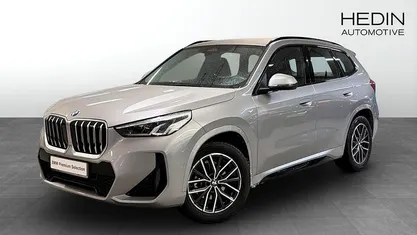Grå Begagnad 2025 BMW X1 M Sport SUV | 424 700 kr (Marknadspris)