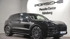Svart (black) Begagnad 2024 Porsche Cayenne SUV | 1 239 000 kr (Marknadspris)