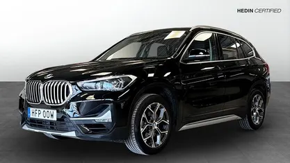 Svart Begagnad 2019 BMW X1 Performance SUV | 269 900 kr (Marknadspris)