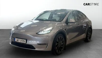 Begagnad Tesla Model Y Performance 392 kW (534 HK) 2024 SUV