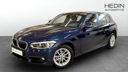 Begagnad BMW 118 Advantage 150 HK (110 kW) 2015 Halvkombi