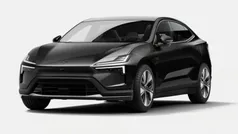 Svart Begagnad 2024 Polestar 4 Long Range Single Motor SUV | 654 900 kr (Marknadspris)
