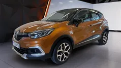 Orange Begagnad 2017 Renault Captur Intens SUV | 109 900 kr (Marknadspris)