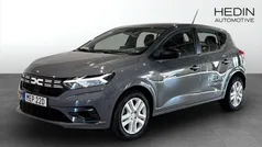 Grå (grey) Ny 2025 Dacia Sandero Essentiel Halvkombi | 169 000 kr (Marknadspris)