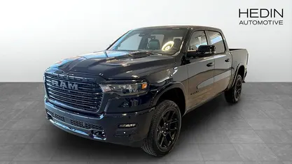 Ny RAM 1500 426 HK (313 kW) 2025 Svart Pickup