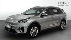 Grå (grey) Begagnad 2022 Kia e-Niro Advance SUV | 304 900 kr (Marknadspris)