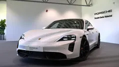 Vit (white) Begagnad 2022 Porsche Taycan GTS Sedan | 885 000 kr