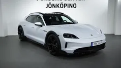 Begagnad 2024 Porsche Taycan Cross Turismo Sedan | 1 345 000 kr