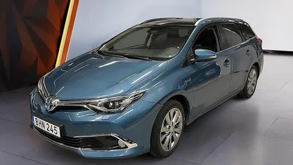 Begagnad Toyota Auris Touring Sports Executive 136 HK (100 kW) 2015 Blå Kombi