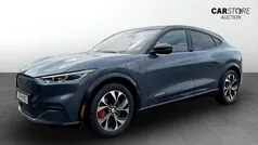 Blå (blue) Begagnad 2021 Ford Mustang Mach-E SUV | 334 900 kr (Marknadspris)