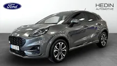 Grå (grey) Begagnad 2022 Ford Puma Gen-E ST-Line SUV | 229 900 kr (Marknadspris)
