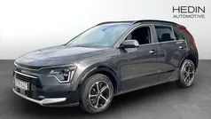 Grå (grey) Begagnad 2022 Kia Niro SUV | 299 900 kr (Marknadspris)