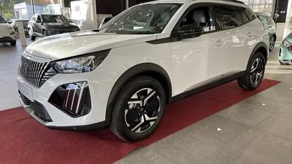 Begagnad Peugeot 2008 Allure 131 HK (96 kW) 2023 SUV