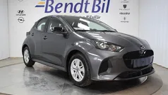 Begagnad 2024 Mazda 2 Center-Line Halvkombi | 259 500 kr (Marknadspris)