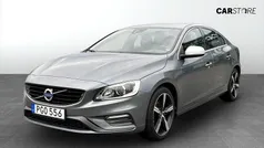 Grå Begagnad 2017 Volvo S60 R-Design Sedan | 159 900 kr (Marknadspris)